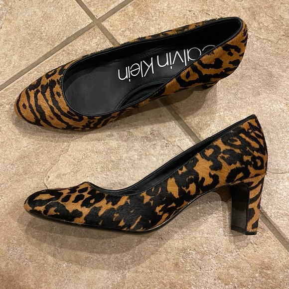 Calvin Klein Oska Leopard Calfhair Heels - Picture 2 of 4